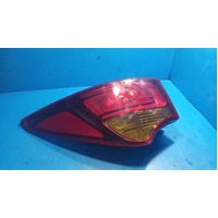 Hyundai Santa Fe Dm Left Taillight In Body