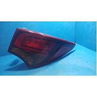 Hyundai Santa Fe Dm  Right Taillight In Body