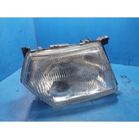 Nissan Patrol Y61/Gu Right Headlamp