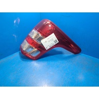 Mitsubishi Triton Mq  Right Taillight In Body