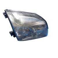 Nissan Xtrail T30 Right Headlamp