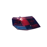 Volkswagen Golf  Gen 8, Right Taillight In Body