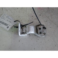 FORD TRANSIT VM UPPER DOOR HINGE 80451