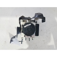 NISSAN NAVARA D40 ABS BOOSTER ASSEMBLY 98916