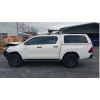 Toyota Hilux Dual Cab Right Rear 1/4 Door Glass