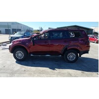 Mitsubishi Challenger Kh/Pb-Pc High Level Stoplight