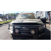 Toyota Landcruiser 200 Series Right Side Roof Rail