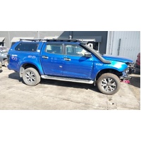 Isuzu Dmax Rg Centre Beige Courtesy Light