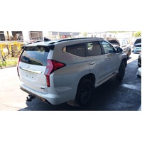 Mitsubishi Pajero Sport Qe Left Side Tailgate Strut