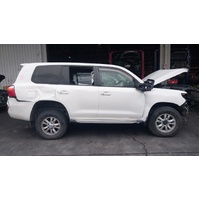 Toyota Landcruiser 200 Series  Spare Wheel Winch