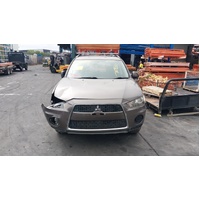Mitsubishi Outlander 7 Seater Zj-Zk, Right Rear 2Nd Row Seat Belt Stalk Only