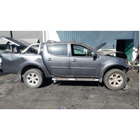Mitsubishi Triton Mn Airbag Module