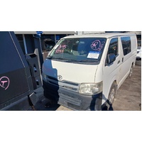 Toyota Hiace Trh/Kdh  Right Headlamp