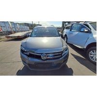 Volkswagen Tiguan 5N  Left Guard Liner