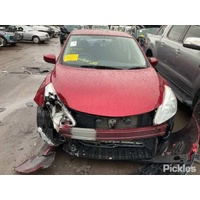 Nissan Pulsar C12 Hatch, Left Guard W/ Indicator Type