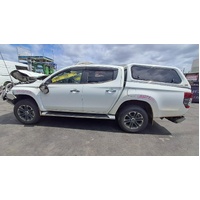 Mitsubishi Triton Mq-Mr, Traction Control Switch