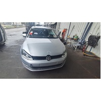 Volkswagen Golf Gen 7  Console