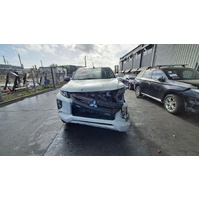Mitsubishi Triton Pajero Right Front Driveshaft