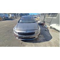 Kia Cerato Yd  Engine Bay Fuse Box
